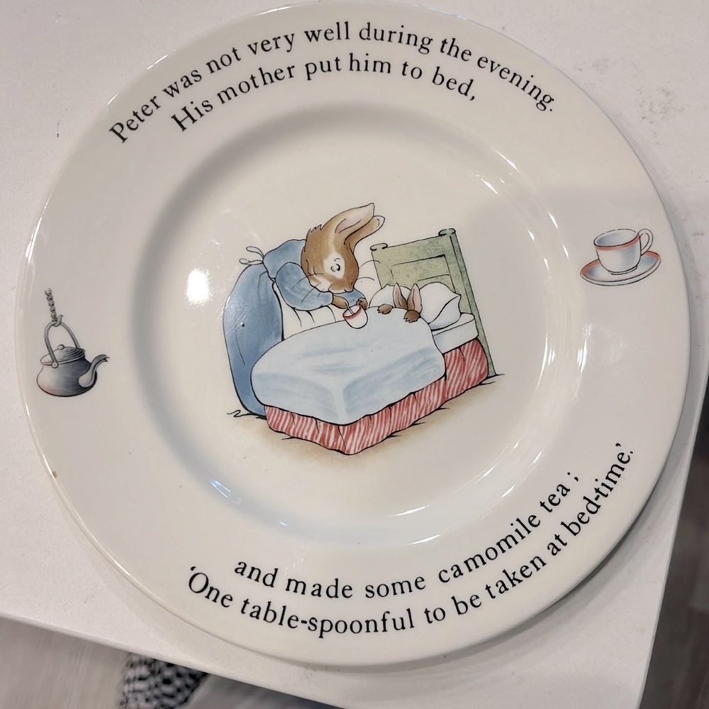 Vintage Beatrix Potter Wedgwood plate #collectors #Functional #adorable. #Bunny